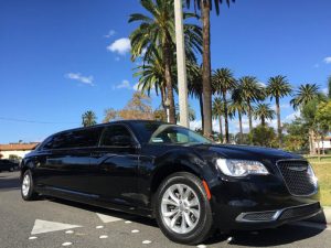 10 Passenger Chrysler 300 Limousine